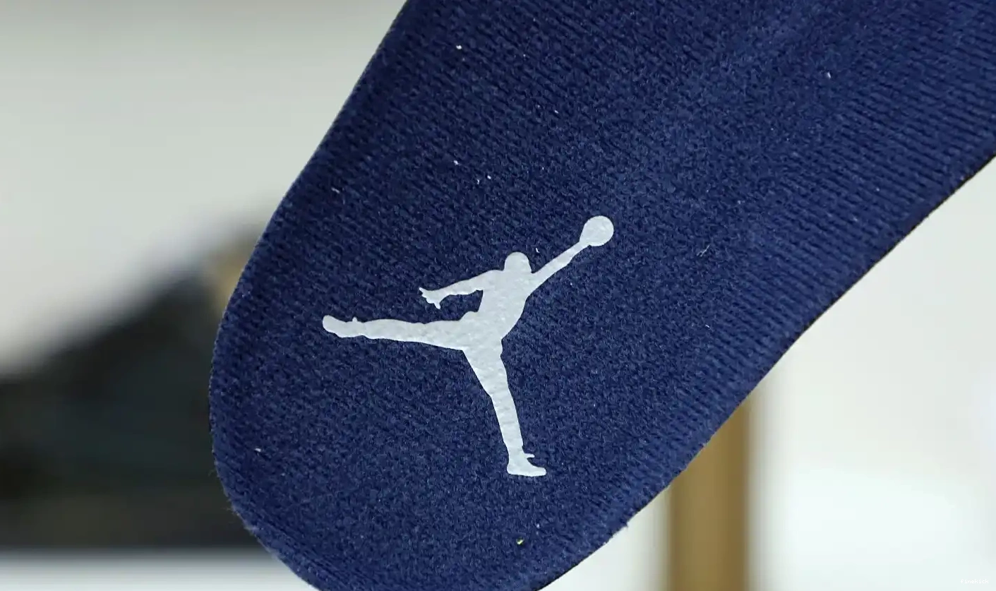 AIR “GEORGETOWN” JORDAN 6 0415